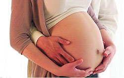 在[恩施]怀孕了怎么做亲子鉴定，恩施孕期亲子鉴定收费情况